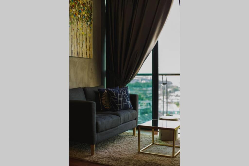 Jazz Suites 1 Vivacity Kuching Eksteriør bilde