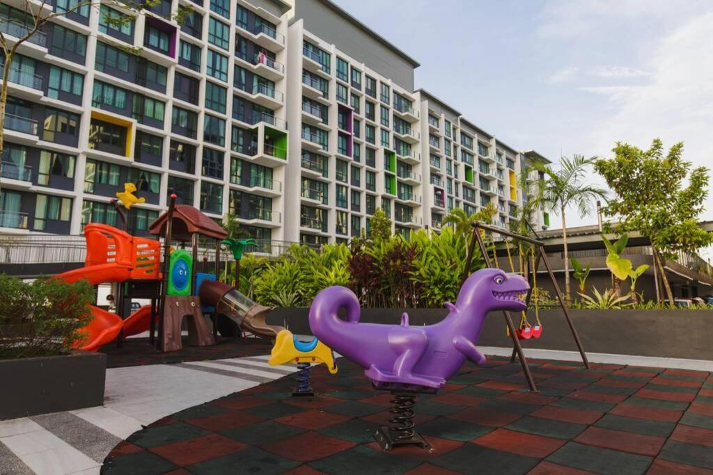 Jazz Suites 1 Vivacity Kuching Eksteriør bilde